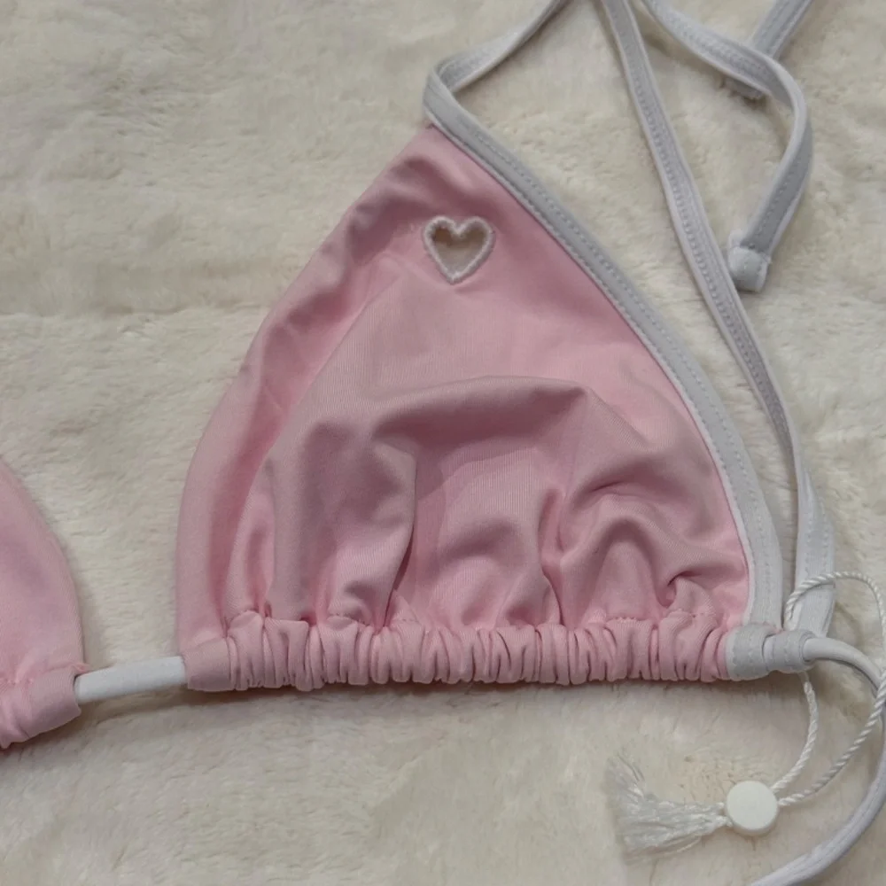 New! Frankies Bikinis Alessa Bikini Top pink with heart cutout 31075